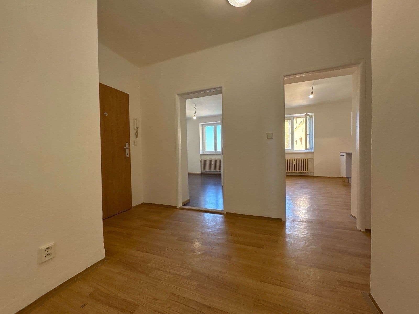 Prenájom bytu 2-izbový 56 m², Slovenského národního povstání, Havířov, Moravskoslezský kraj Prenájom bytu 2-izbový 56 m², Slovenského národního povstání, Havířov, Moravskoslezský kraj