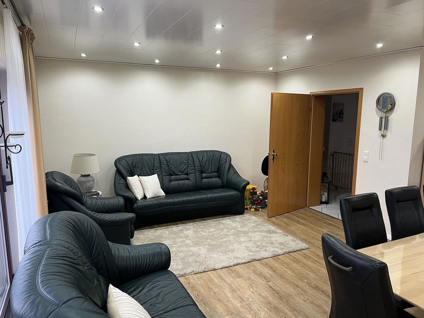 Predaj domu 140 m², pozemek 590 m², Etzbach, Porýnie-Falcko Predaj domu 140 m², pozemek 590 m², Etzbach, Porýnie-Falcko