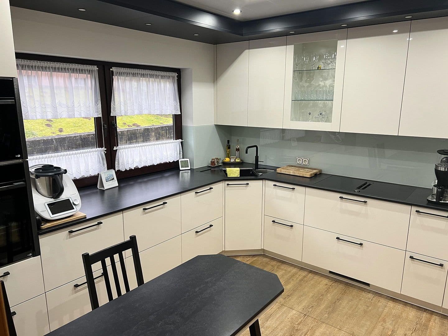 Predaj domu 140 m², pozemek 590 m², Etzbach, Porýnie-Falcko Predaj domu 140 m², pozemek 590 m², Etzbach, Porýnie-Falcko