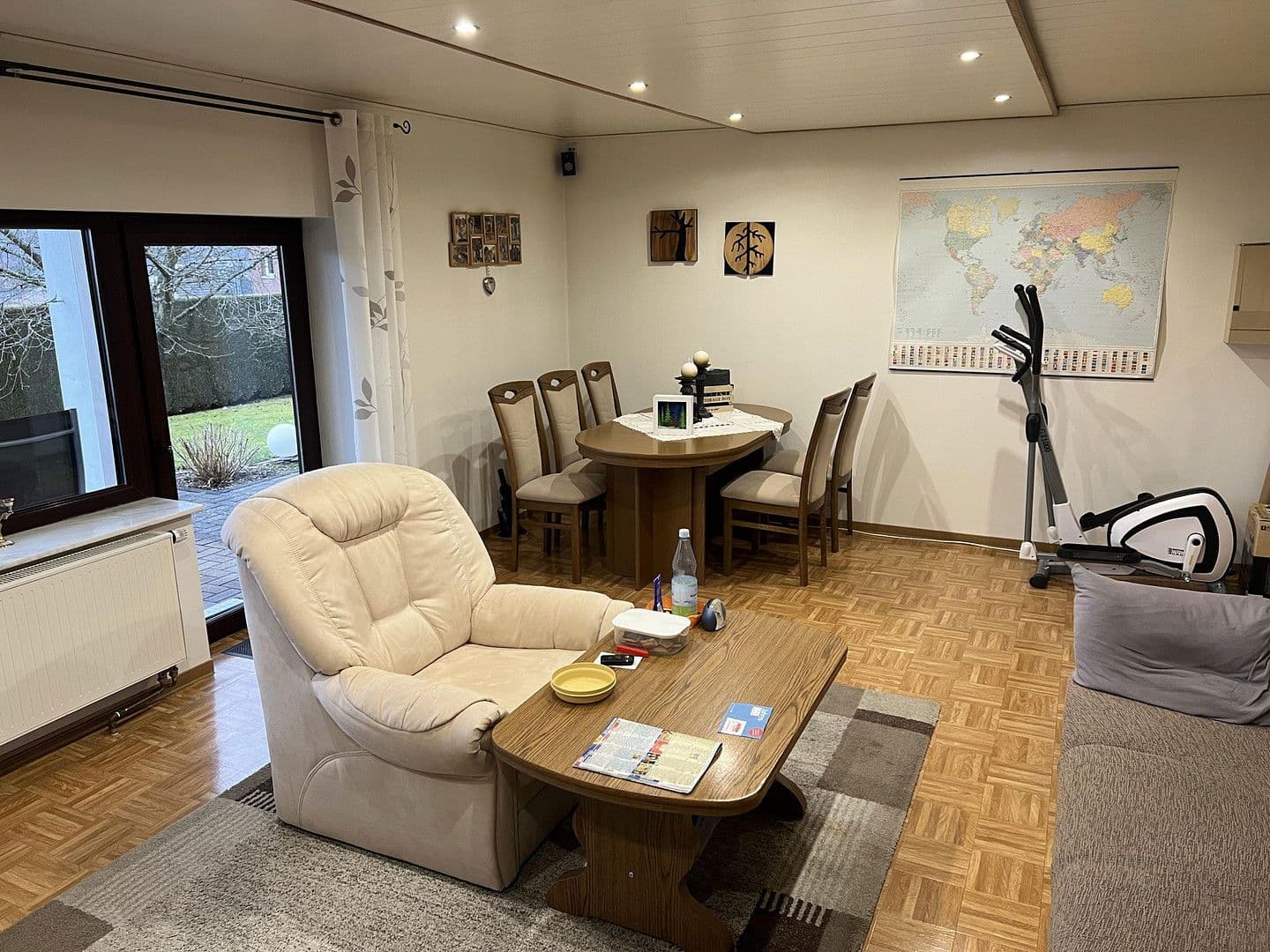 Predaj domu 140 m², pozemek 590 m², Etzbach, Porýnie-Falcko Predaj domu 140 m², pozemek 590 m², Etzbach, Porýnie-Falcko