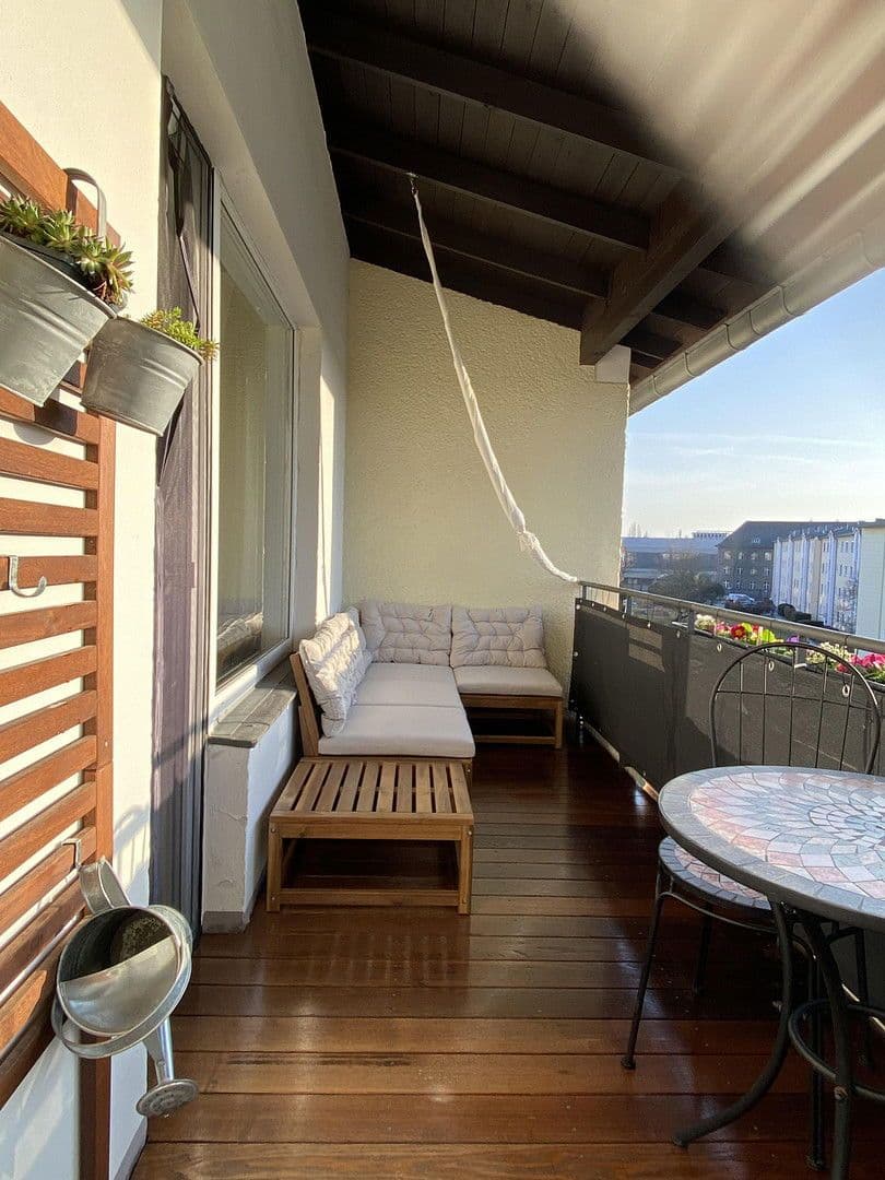 Prenájom bytu 2-izbový 70 m², Am Gemeindepark 42, Berlin, Berlín Prenájom bytu 2-izbový 70 m², Am Gemeindepark 42, Berlin, Berlín