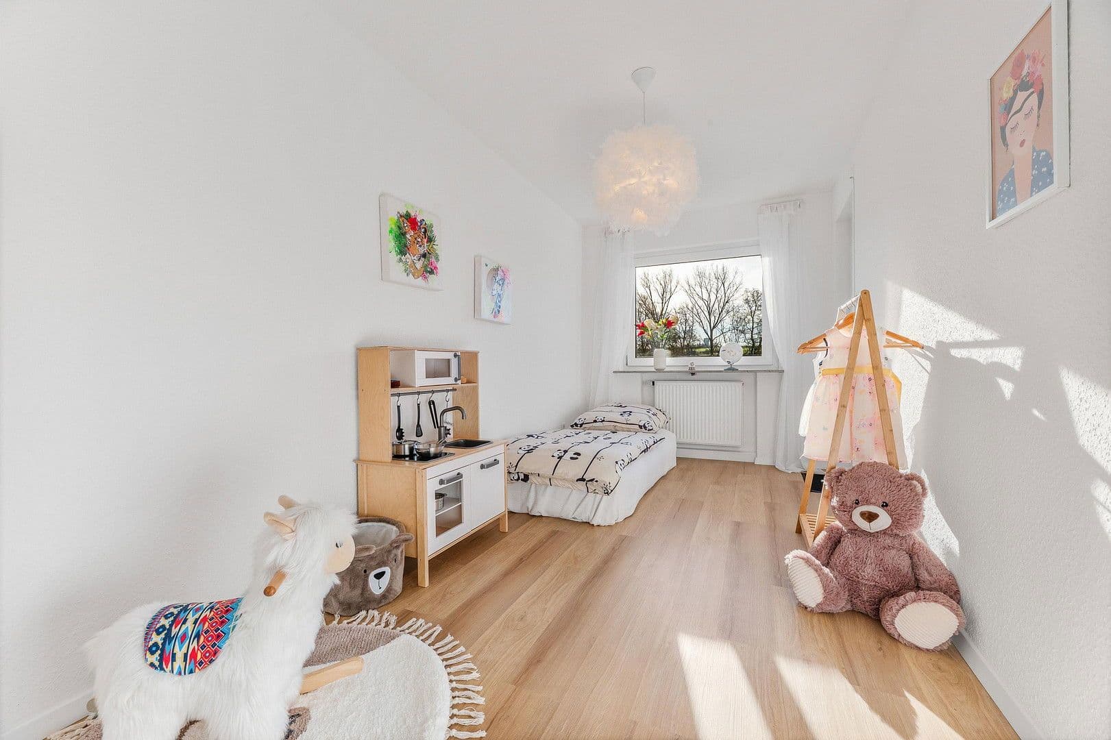 Predaj domu 105 m², pozemek 122 m², Illingen, Bádensko-Wurttembersko Predaj domu 105 m², pozemek 122 m², Illingen, Bádensko-Wurttembersko