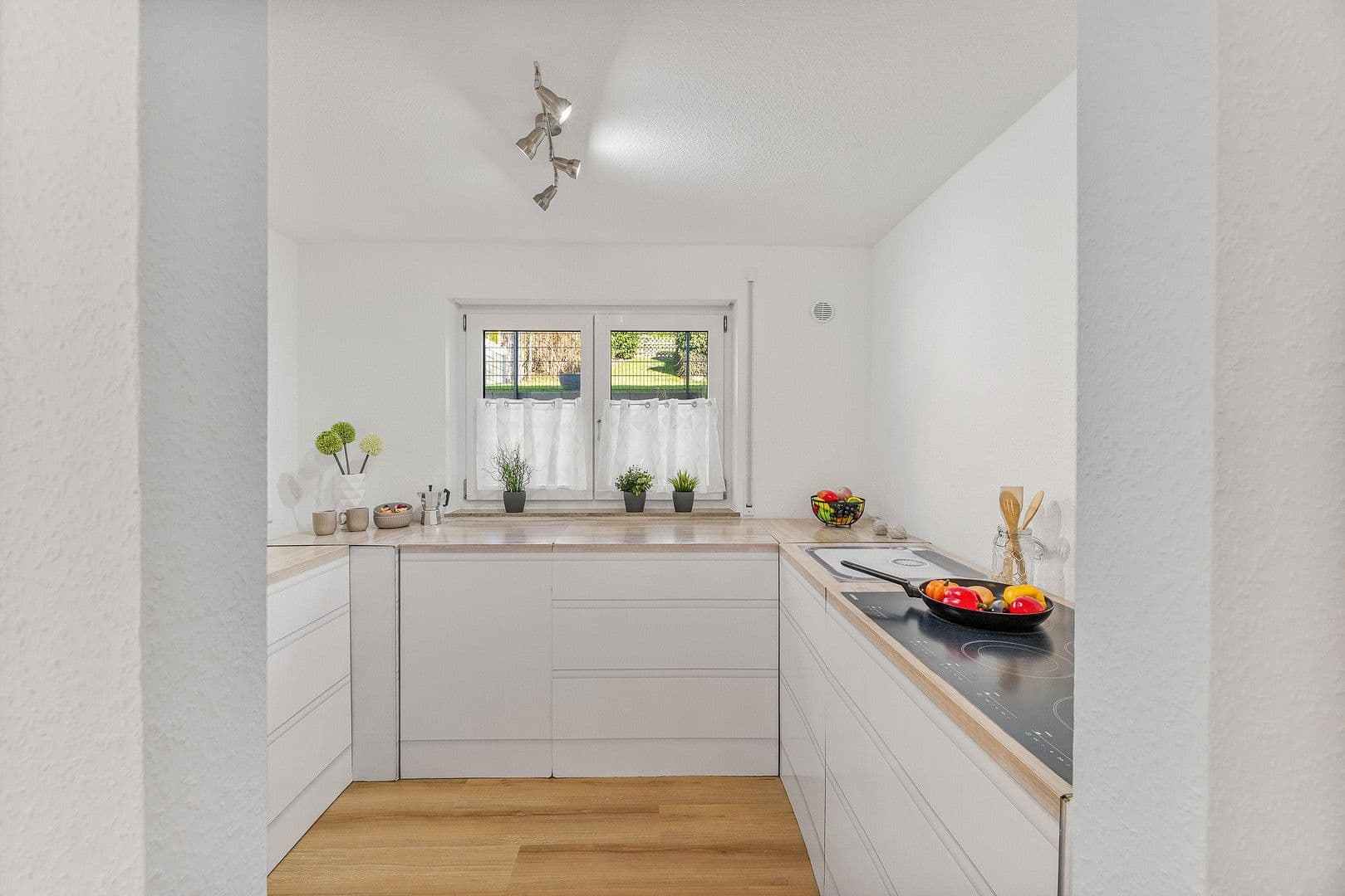 Predaj domu 105 m², pozemek 122 m², Illingen, Bádensko-Wurttembersko Predaj domu 105 m², pozemek 122 m², Illingen, Bádensko-Wurttembersko