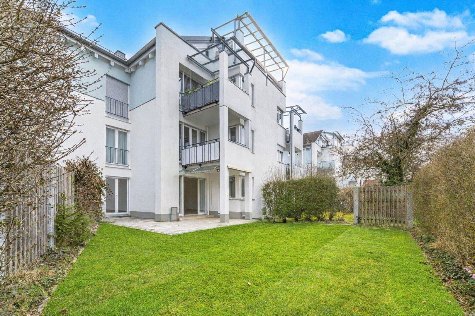 Predaj bytu 3-izbový 76 m², Schellenbergstr. 2, Germering, Bavorsko Predaj bytu 3-izbový 76 m², Schellenbergstr. 2, Germering, Bavorsko