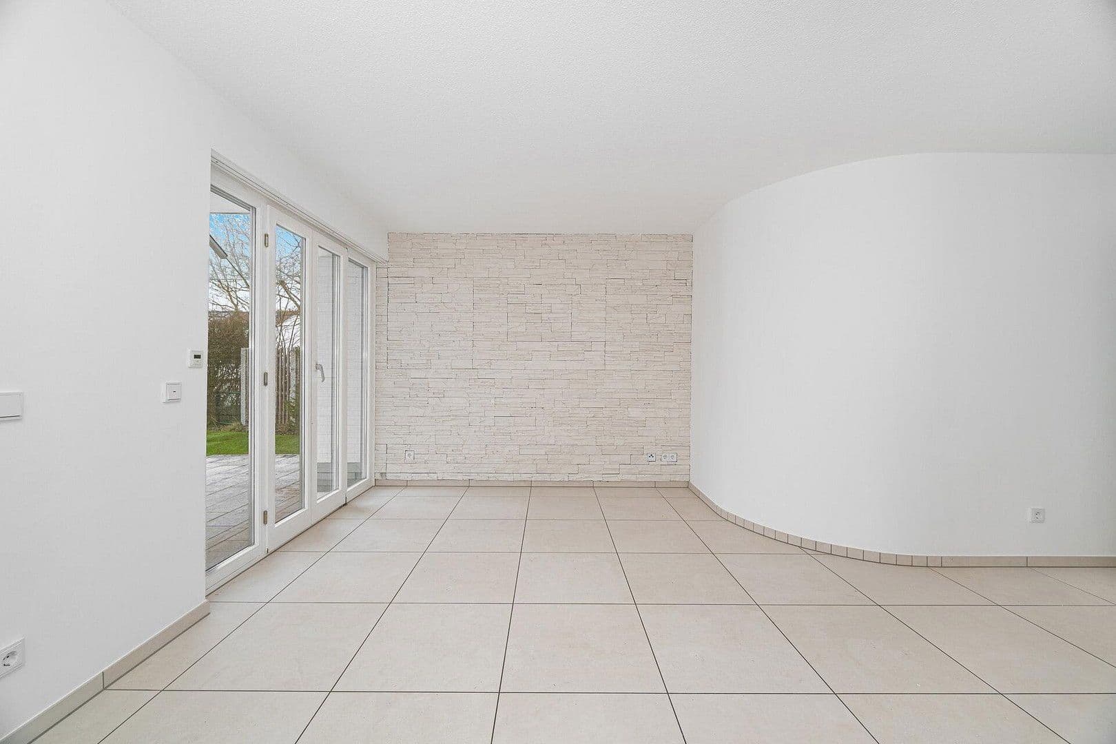 Predaj bytu 3-izbový 76 m², Schellenbergstr. 2, Germering, Bavorsko Predaj bytu 3-izbový 76 m², Schellenbergstr. 2, Germering, Bavorsko