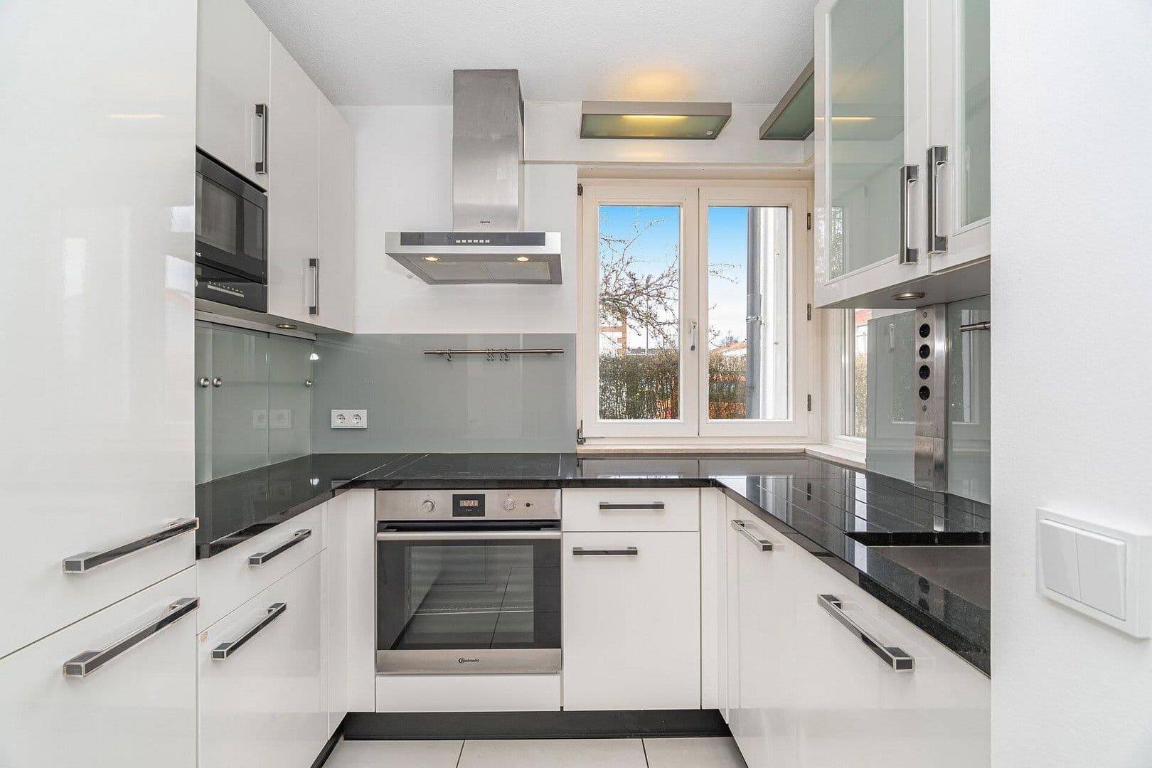 Predaj bytu 3-izbový 76 m², Schellenbergstr. 2, Germering, Bavorsko Predaj bytu 3-izbový 76 m², Schellenbergstr. 2, Germering, Bavorsko