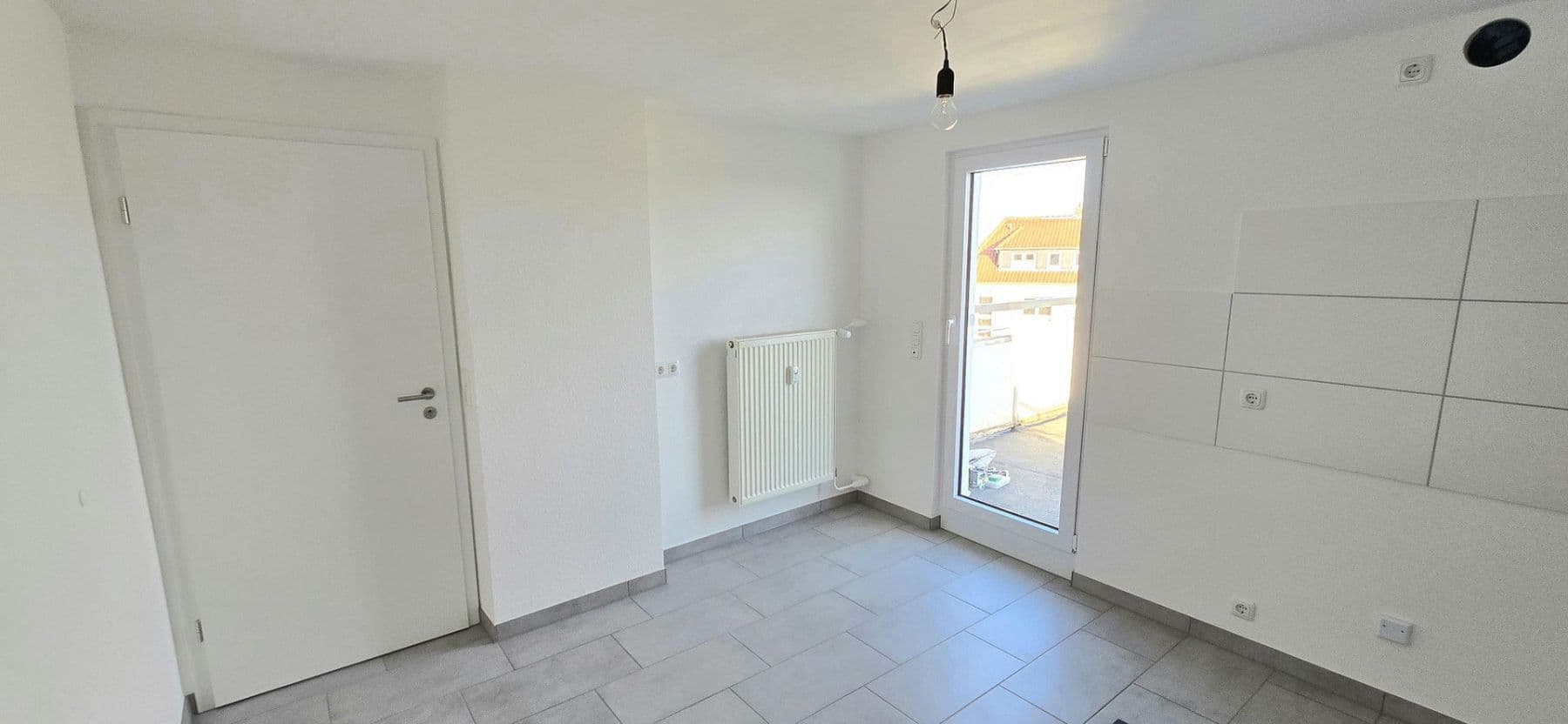 Prenájom bytu 4-izbový 90 m², Schöningen, Dolné Sasko Prenájom bytu 4-izbový 90 m², Schöningen, Dolné Sasko