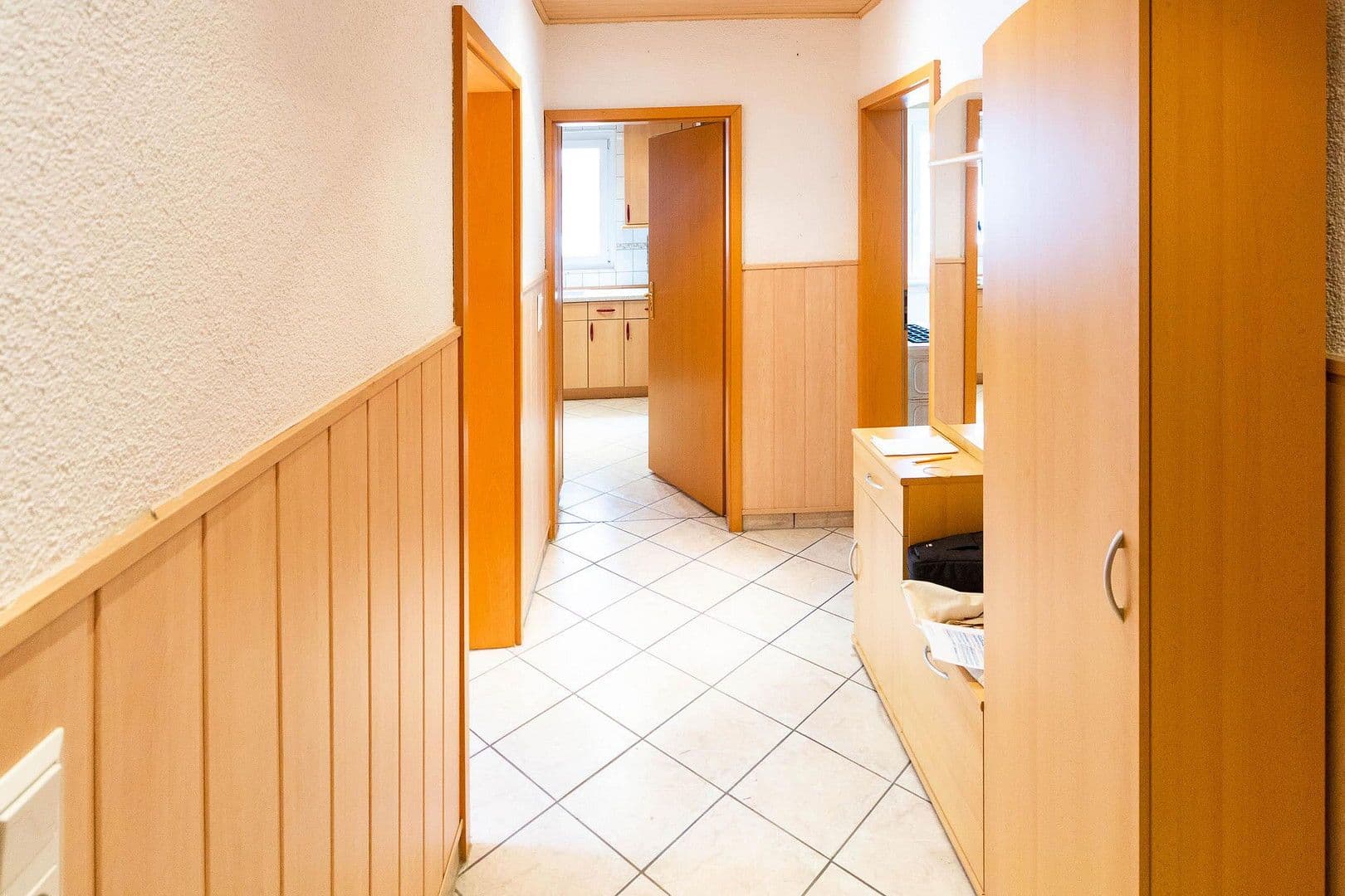 Prenájom bytu 4-izbový 70 m², Brenkenackerweg 35, Lichtenstein, Bádensko-Wurttembersko Prenájom bytu 4-izbový 70 m², Brenkenackerweg 35, Lichtenstein, Bádensko-Wurttembersko