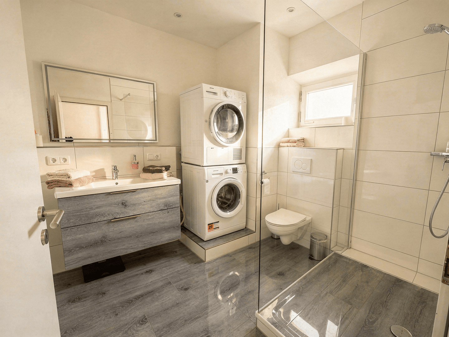 Prenájom bytu 4-izbový 112 m², Predigerberg 14, Augsburg, Bavorsko Prenájom bytu 4-izbový 112 m², Predigerberg 14, Augsburg, Bavorsko