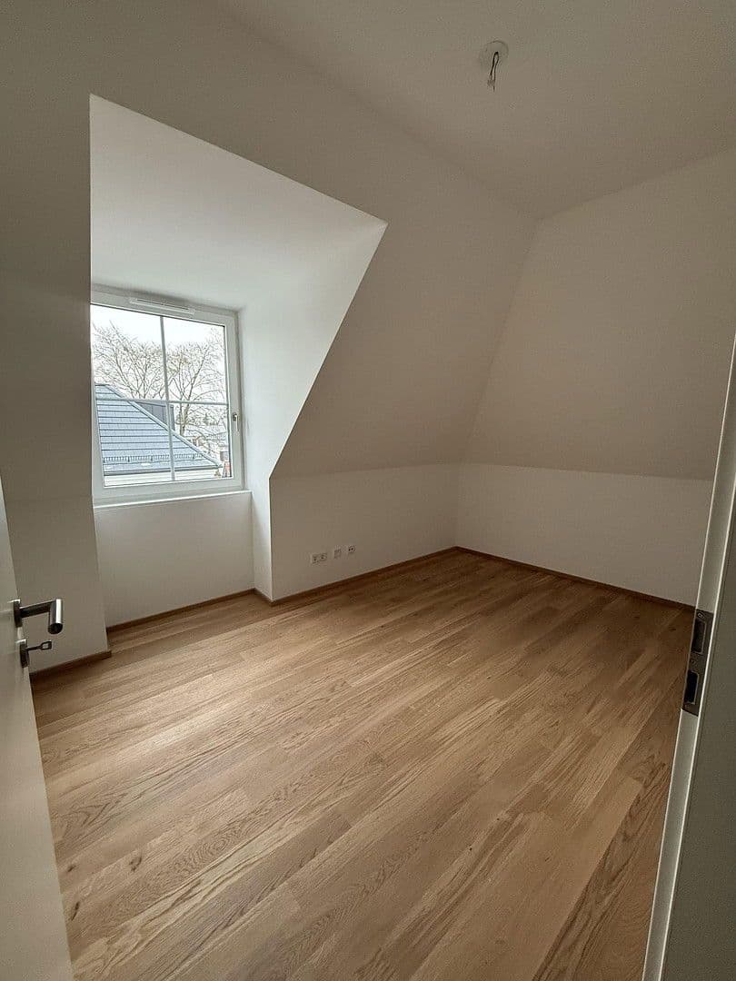 Prenájom bytu 2-izbový 76 m², Bauweberstraße, München, Bavorsko Prenájom bytu 2-izbový 76 m², Bauweberstraße, München, Bavorsko