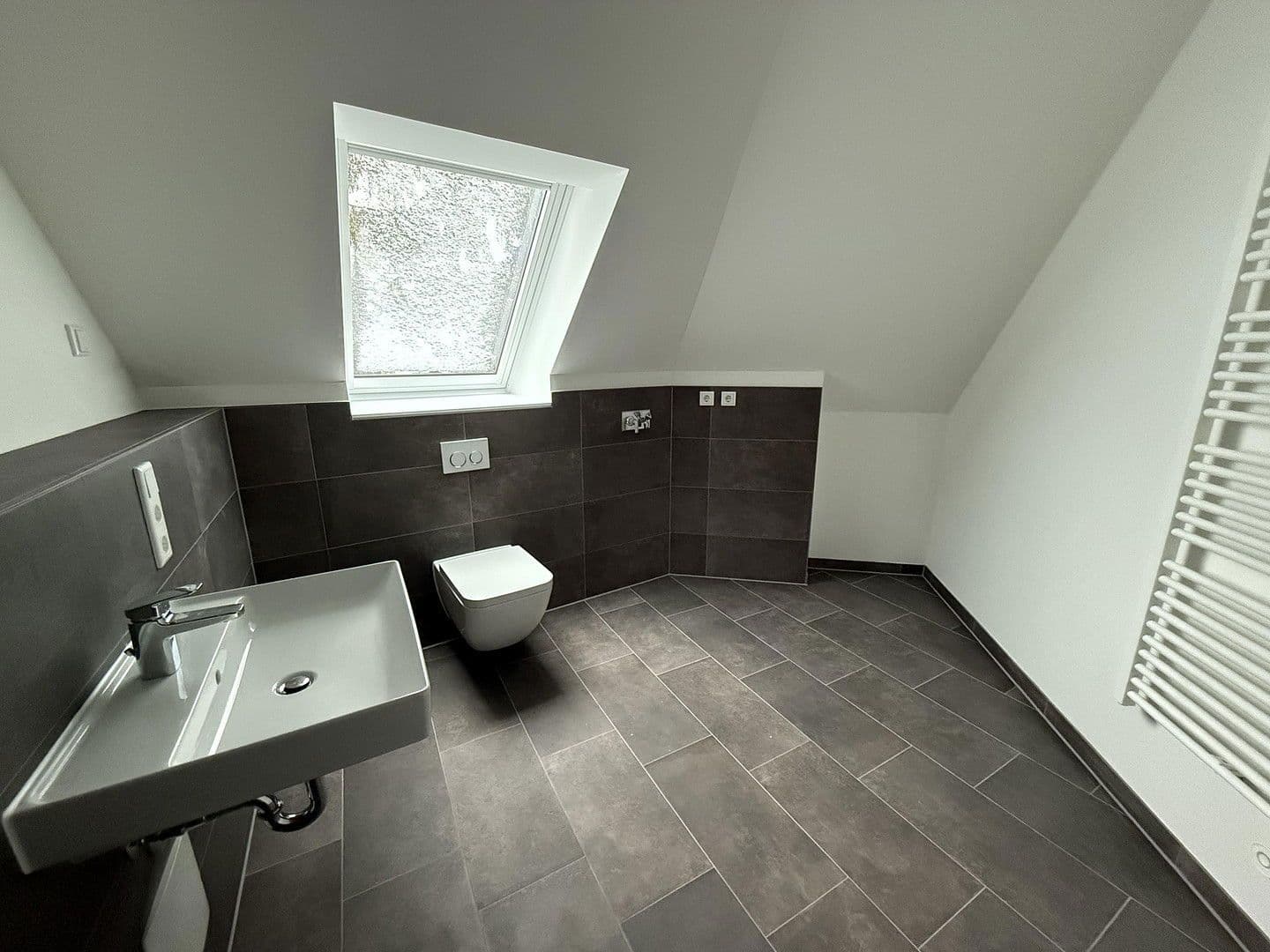 Prenájom bytu 2-izbový 76 m², Bauweberstraße, München, Bavorsko Prenájom bytu 2-izbový 76 m², Bauweberstraße, München, Bavorsko