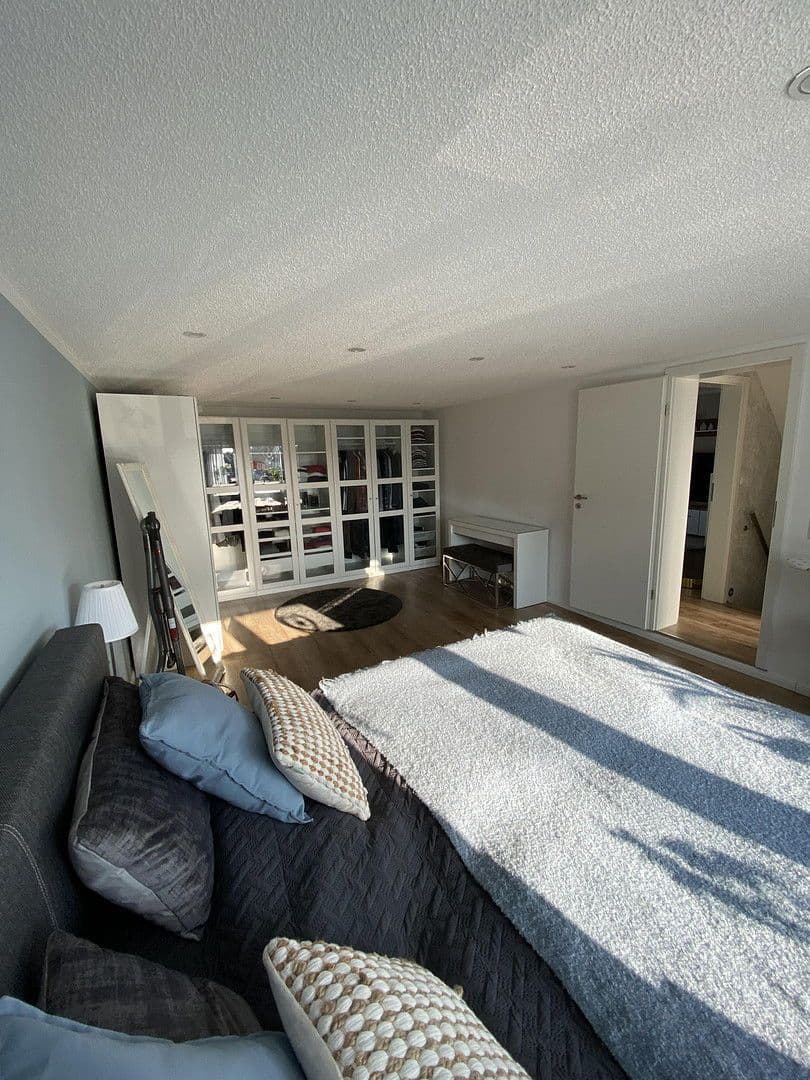 Predaj domu 166 m², pozemek 400 m², Ostlandstraße 15, Bockenem, Dolné Sasko Predaj domu 166 m², pozemek 400 m², Ostlandstraße 15, Bockenem, Dolné Sasko