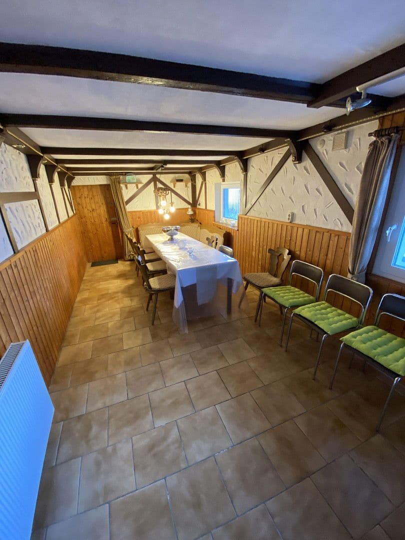 Predaj domu 166 m², pozemek 400 m², Ostlandstraße 15, Bockenem, Dolné Sasko Predaj domu 166 m², pozemek 400 m², Ostlandstraße 15, Bockenem, Dolné Sasko