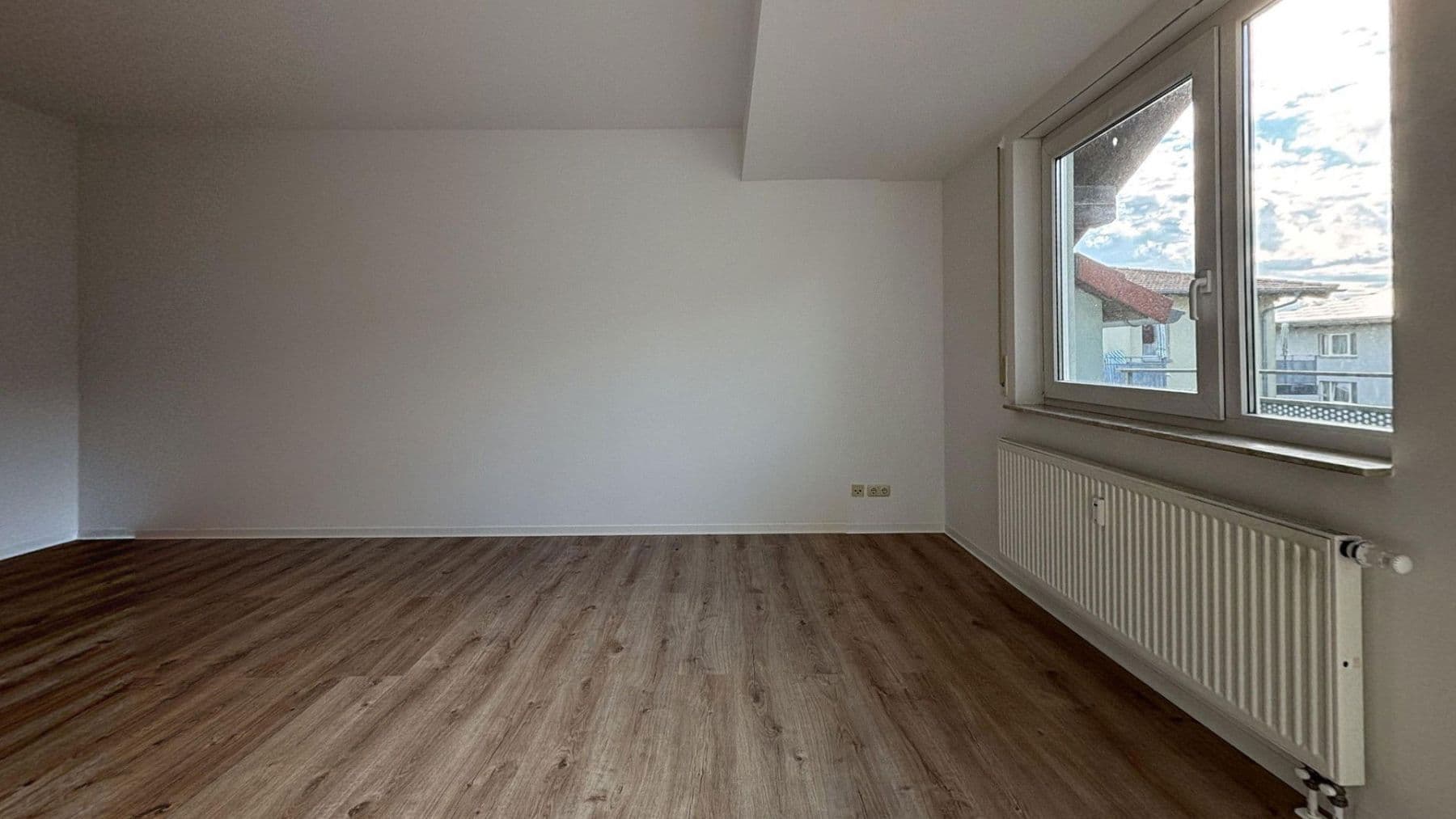 Prenájom bytu 3-izbový 66 m², Schillerstraße 16b, Geithain, Sasko Prenájom bytu 3-izbový 66 m², Schillerstraße 16b, Geithain, Sasko