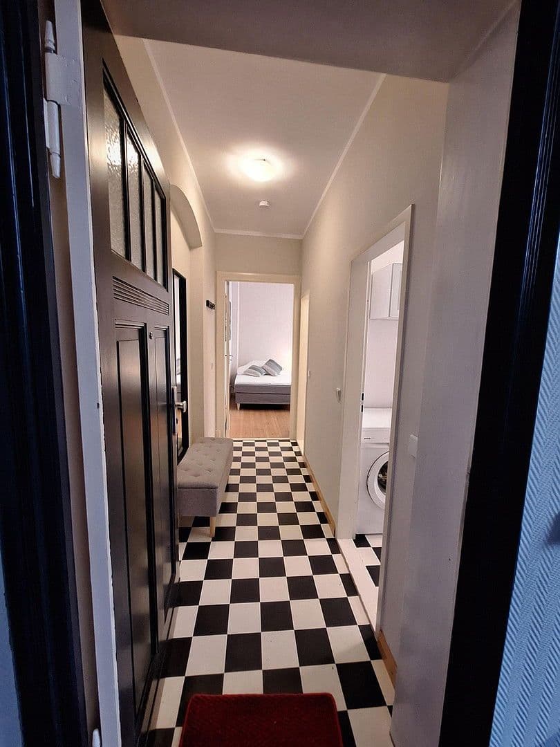 Prenájom bytu 1-izbový 36 m², Berlin, Berlín Prenájom bytu 1-izbový 36 m², Berlin, Berlín