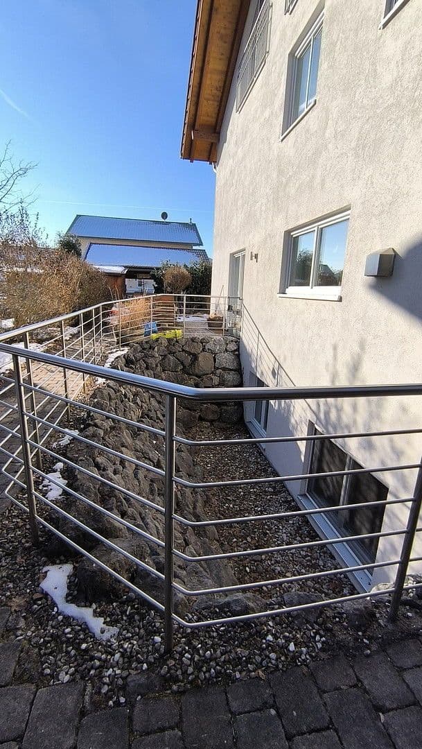 Predaj domu 174 m², pozemek 351 m², Miesbach, Bavorsko Predaj domu 174 m², pozemek 351 m², Miesbach, Bavorsko