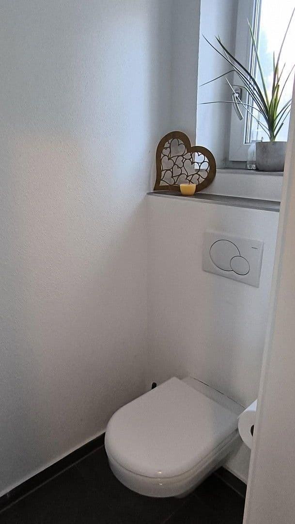 Predaj domu 174 m², pozemek 351 m², Miesbach, Bavorsko Predaj domu 174 m², pozemek 351 m², Miesbach, Bavorsko