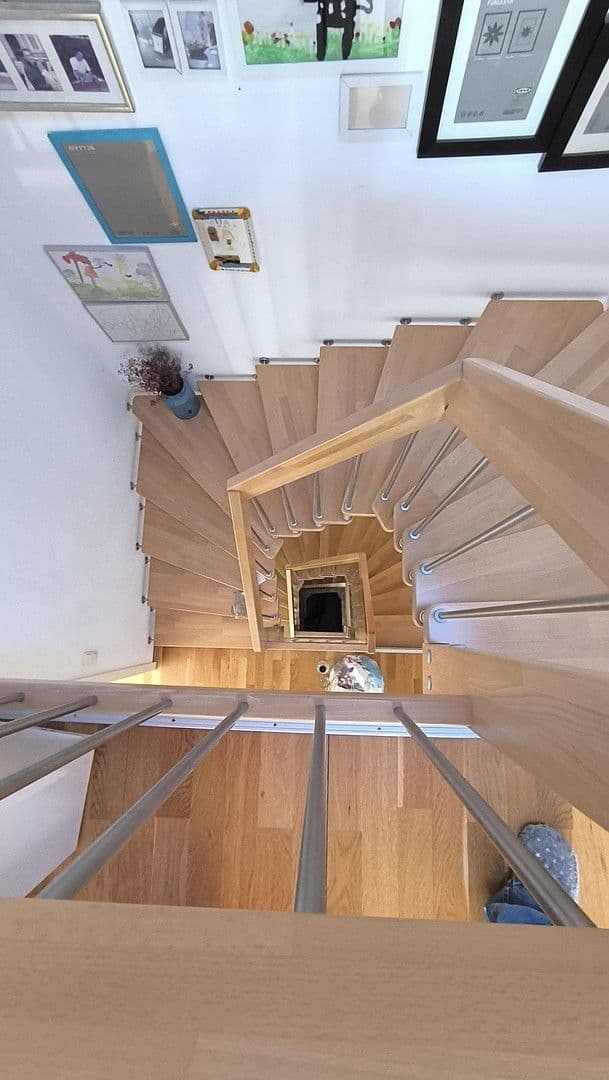 Predaj domu 174 m², pozemek 351 m², Miesbach, Bavorsko Predaj domu 174 m², pozemek 351 m², Miesbach, Bavorsko