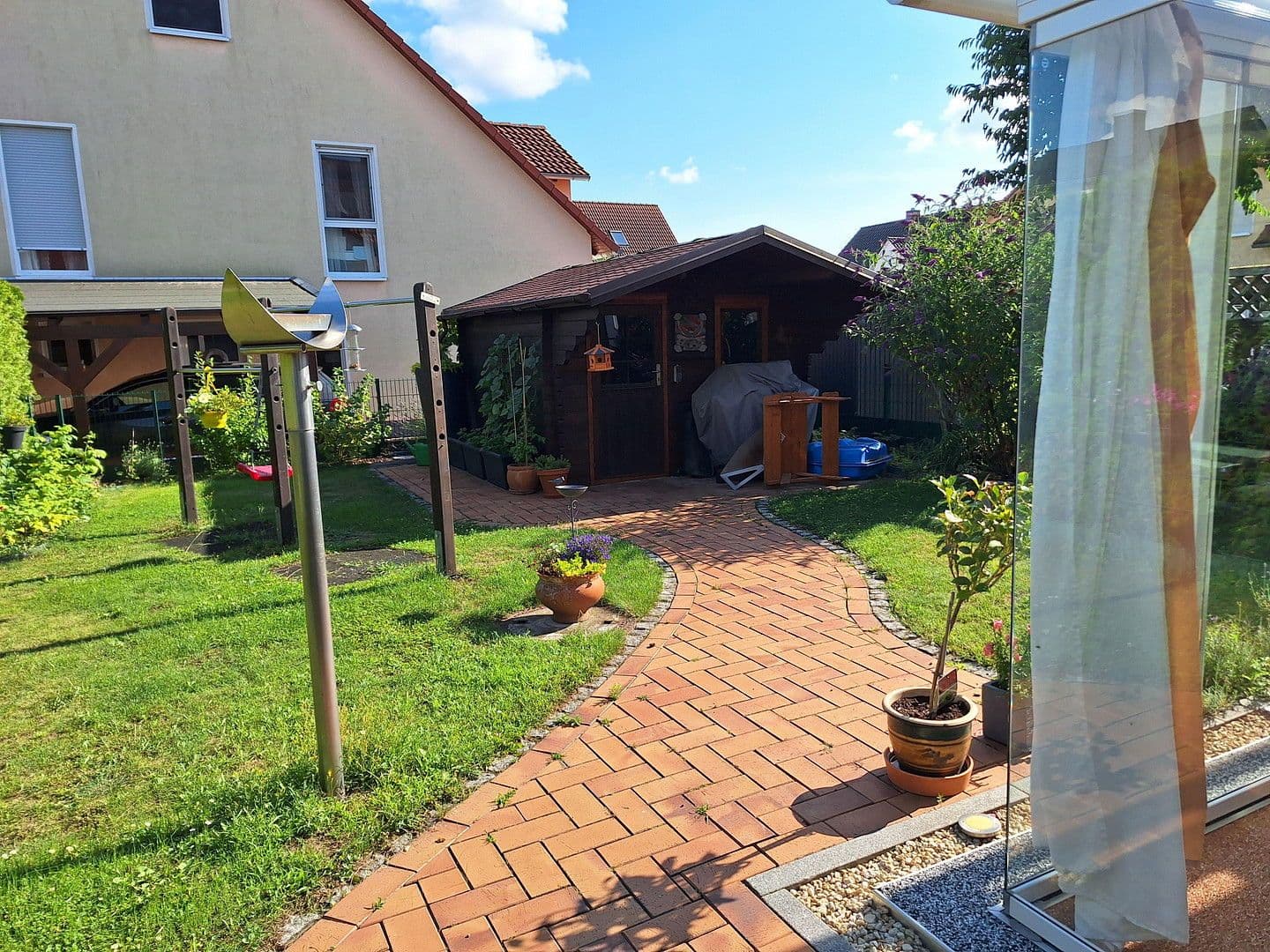 Predaj domu 142 m², pozemek 283 m², Wolfsburg-Wendschott, Dolné Sasko Predaj domu 142 m², pozemek 283 m², Wolfsburg-Wendschott, Dolné Sasko