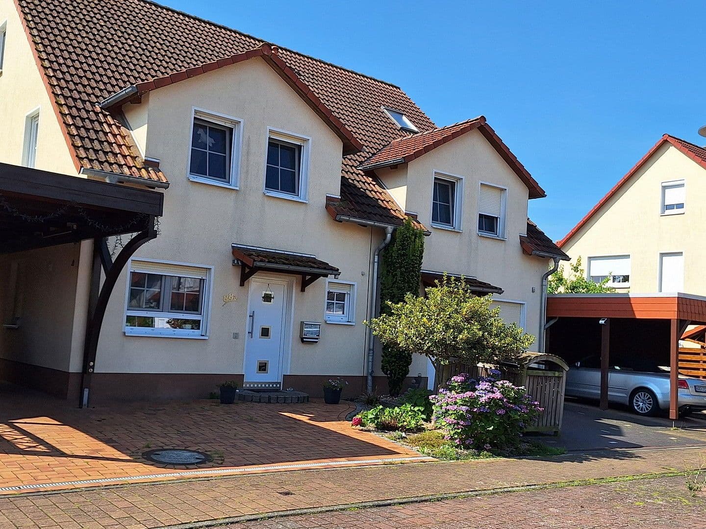 Predaj domu 142 m², pozemek 283 m², Wolfsburg-Wendschott, Dolné Sasko Predaj domu 142 m², pozemek 283 m², Wolfsburg-Wendschott, Dolné Sasko