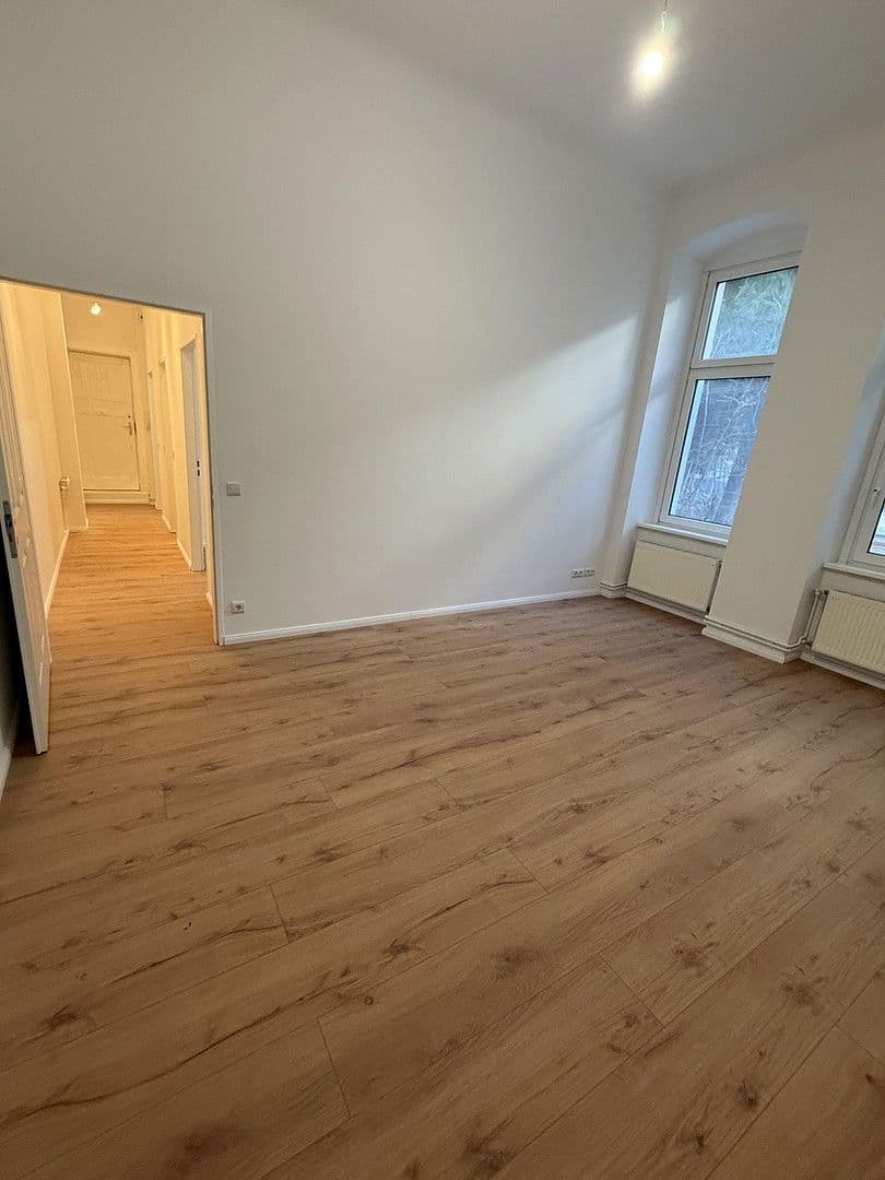 Prenájom bytu 2-izbový 64 m², Detmolder Straße, Berlin, Berlín Prenájom bytu 2-izbový 64 m², Detmolder Straße, Berlin, Berlín