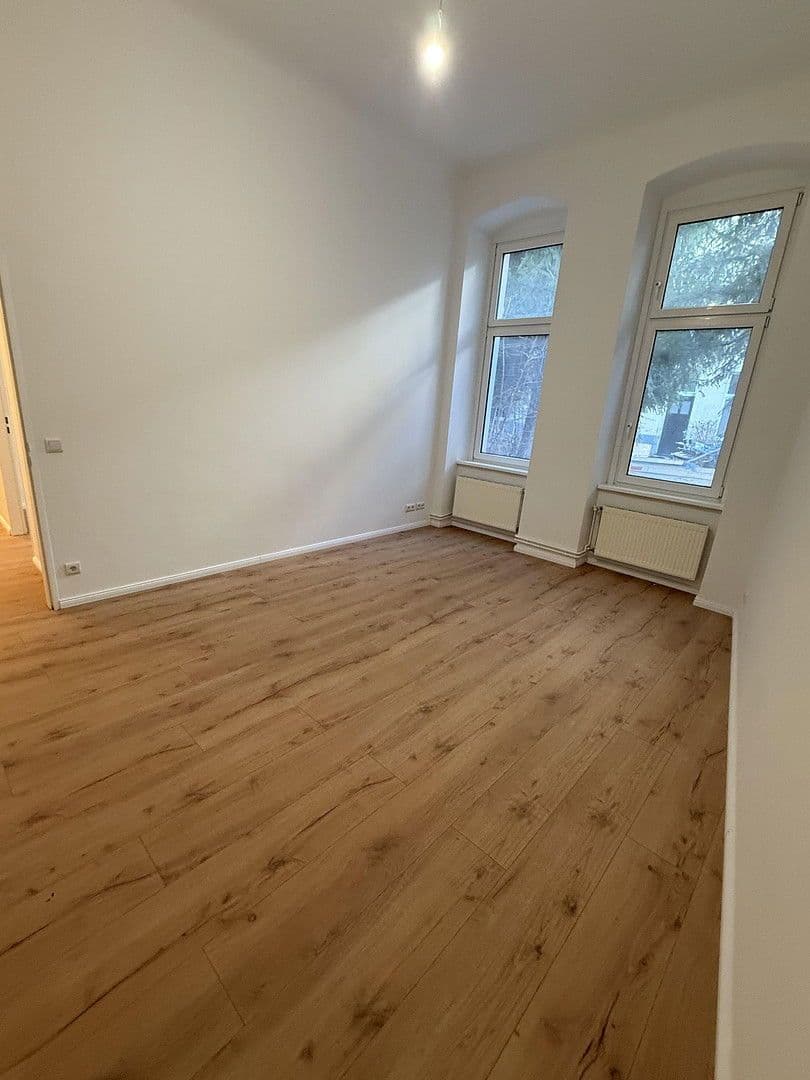Prenájom bytu 2-izbový 64 m², Detmolder Straße, Berlin, Berlín Prenájom bytu 2-izbový 64 m², Detmolder Straße, Berlin, Berlín