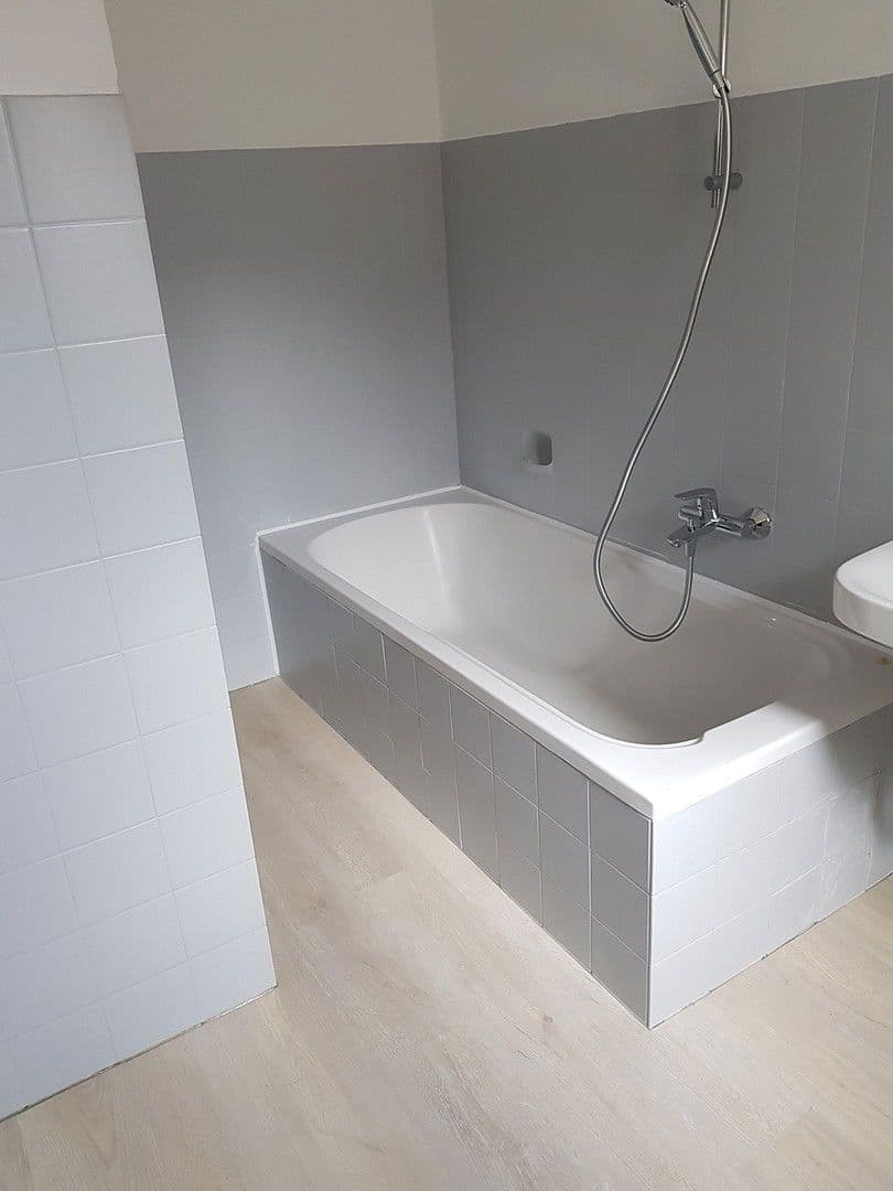 Prenájom bytu 2-izbový 30 m², Wormser Straße 24, Nackenheim, Porýnie-Falcko Prenájom bytu 2-izbový 30 m², Wormser Straße 24, Nackenheim, Porýnie-Falcko