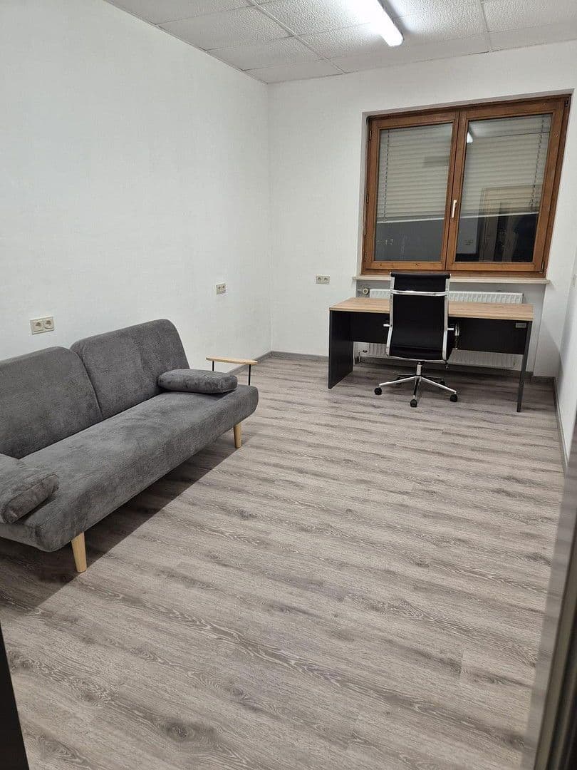 Prenájom bytu 2-izbový 25 m², Sonnenstr. 53a, Gilching, Bavorsko Prenájom bytu 2-izbový 25 m², Sonnenstr. 53a, Gilching, Bavorsko