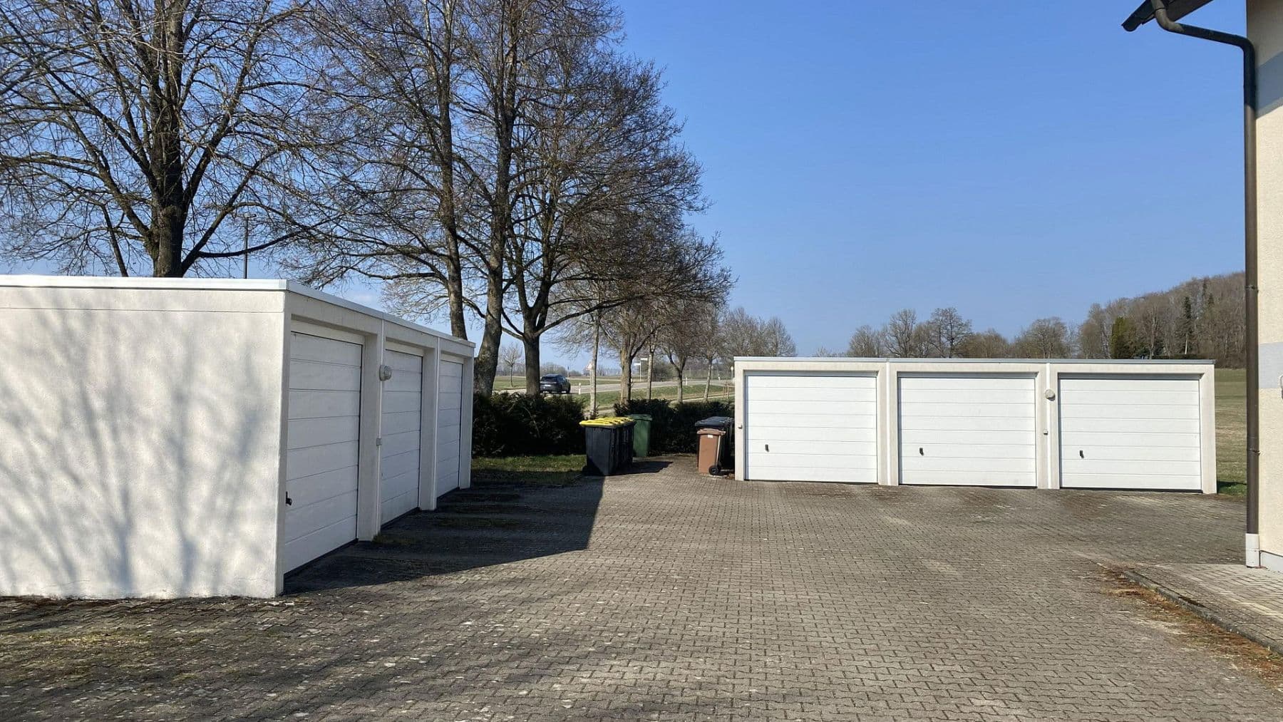 Predaj domu 576 m², pozemek 1.764 m², Tuninger Straße 36, Bad Dürrheim, Bádensko-Wurttembersko Predaj domu 576 m², pozemek 1.764 m², Tuninger Straße 36, Bad Dürrheim, Bádensko-Wurttembersko