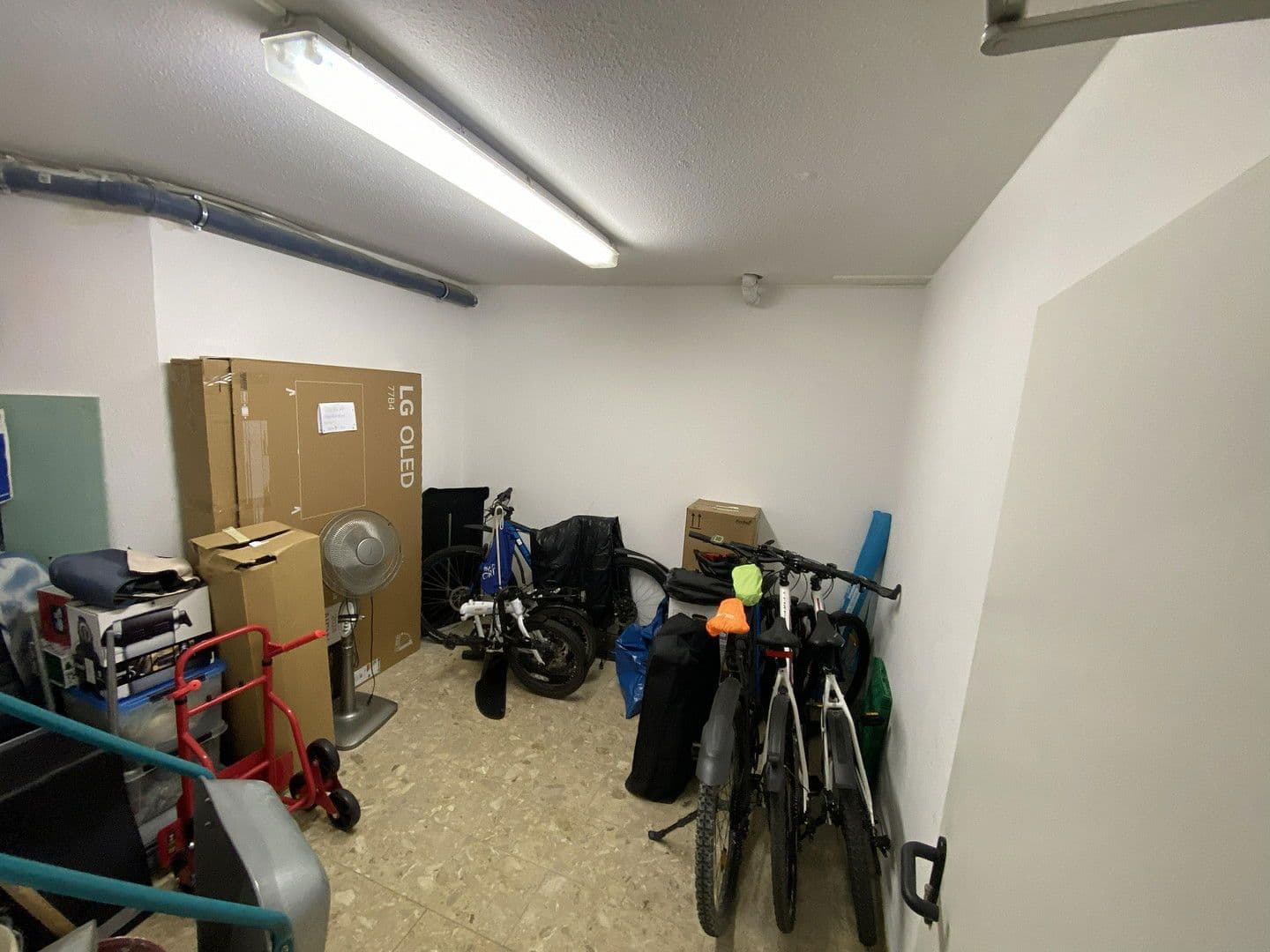 Predaj domu 576 m², pozemek 1.764 m², Tuninger Straße 36, Bad Dürrheim, Bádensko-Wurttembersko Predaj domu 576 m², pozemek 1.764 m², Tuninger Straße 36, Bad Dürrheim, Bádensko-Wurttembersko