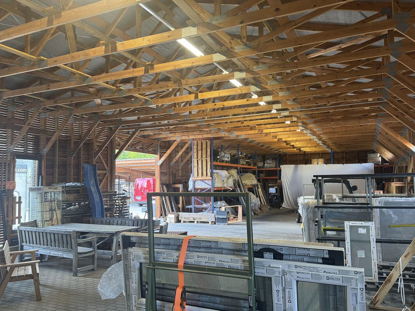 Predaj nebytového priestoru 6.000 m², Löbauer Str. 1a, Žitava, Sasko Predaj nebytového priestoru 6.000 m², Löbauer Str. 1a, Žitava, Sasko