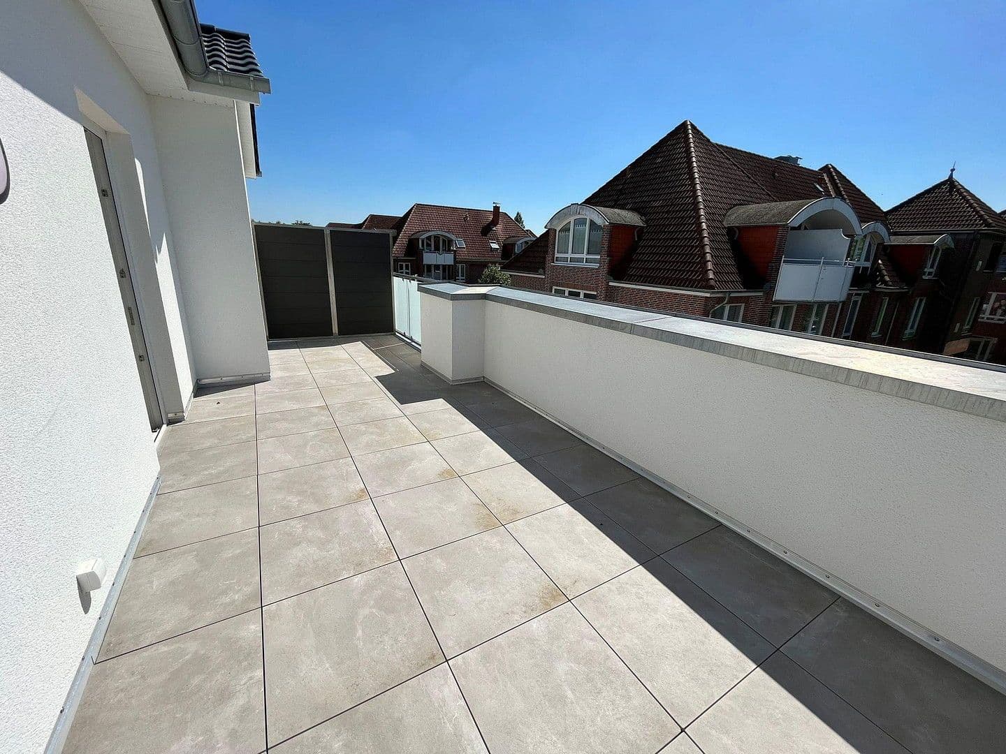 Prenájom bytu 3-izbový 134 m², Hundsmühler Str 157, Oldenburg-Eversten, Dolné Sasko Prenájom bytu 3-izbový 134 m², Hundsmühler Str 157, Oldenburg-Eversten, Dolné Sasko