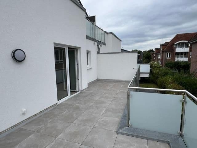 Prenájom bytu 3-izbový 134 m², Hundsmühler Str 157, Oldenburg-Eversten, Dolné Sasko Prenájom bytu 3-izbový 134 m², Hundsmühler Str 157, Oldenburg-Eversten, Dolné Sasko