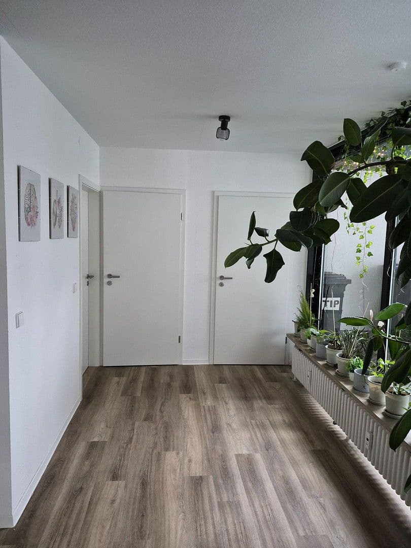 Prenájom kancelárie 127 m², Sindelfingen, Bádensko-Wurttembersko Prenájom kancelárie 127 m², Sindelfingen, Bádensko-Wurttembersko