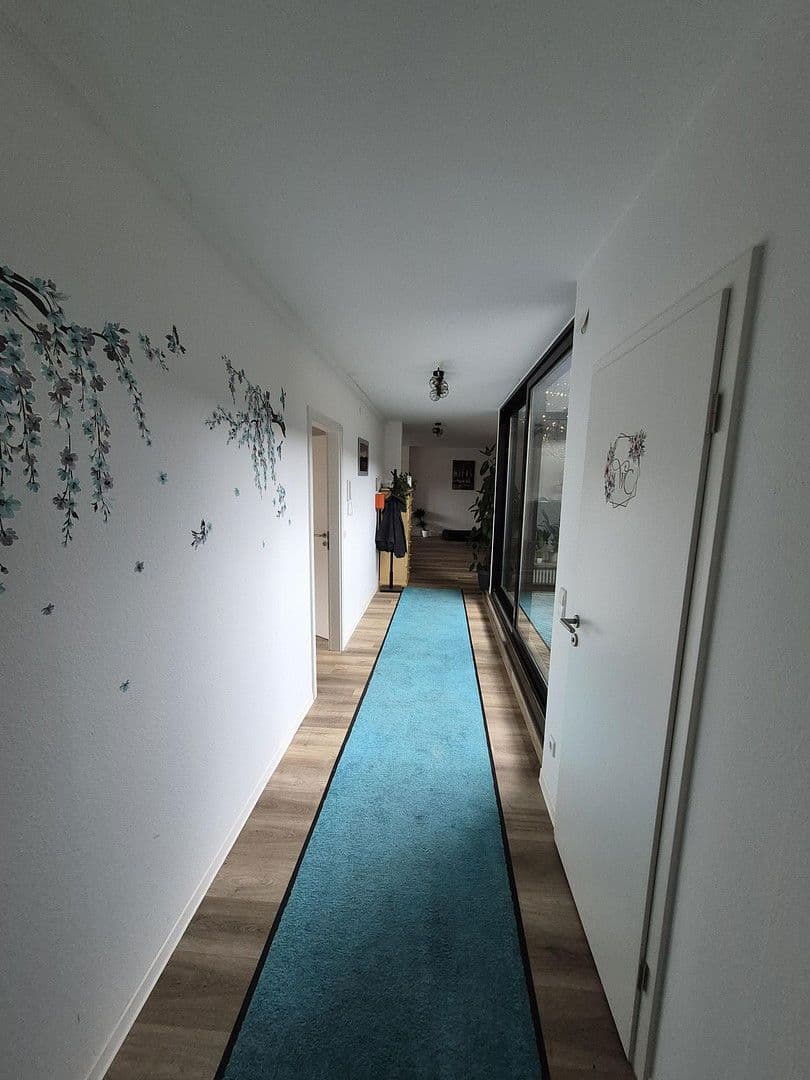 Prenájom kancelárie 127 m², Sindelfingen, Bádensko-Wurttembersko Prenájom kancelárie 127 m², Sindelfingen, Bádensko-Wurttembersko