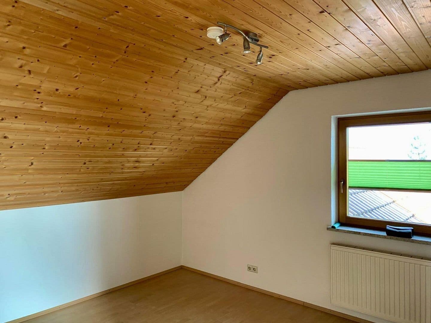 Predaj domu 174 m², pozemek 600 m², Sonnenstraße 11, Stetten am kalten Markt, Bádensko-Wurttembersko Predaj domu 174 m², pozemek 600 m², Sonnenstraße 11, Stetten am kalten Markt, Bádensko-Wurttembersko