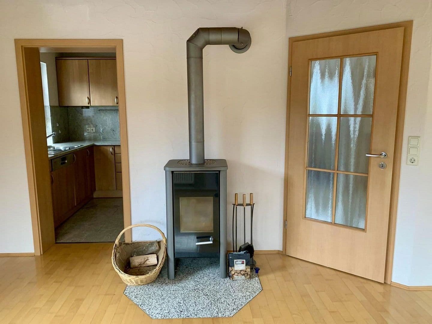 Predaj domu 174 m², pozemek 600 m², Sonnenstraße 11, Stetten am kalten Markt, Bádensko-Wurttembersko Predaj domu 174 m², pozemek 600 m², Sonnenstraße 11, Stetten am kalten Markt, Bádensko-Wurttembersko