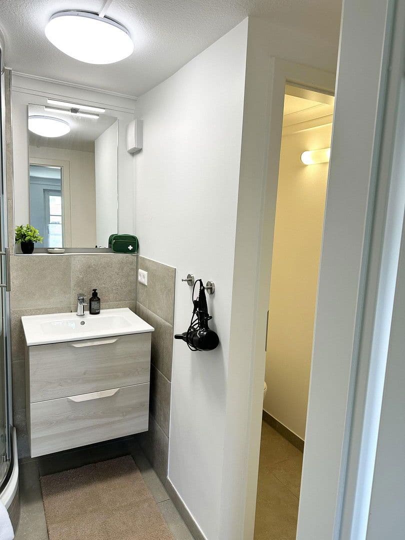 Prenájom bytu 2-izbový 43 m², Stuttgart, Bádensko-Wurttembersko Prenájom bytu 2-izbový 43 m², Stuttgart, Bádensko-Wurttembersko