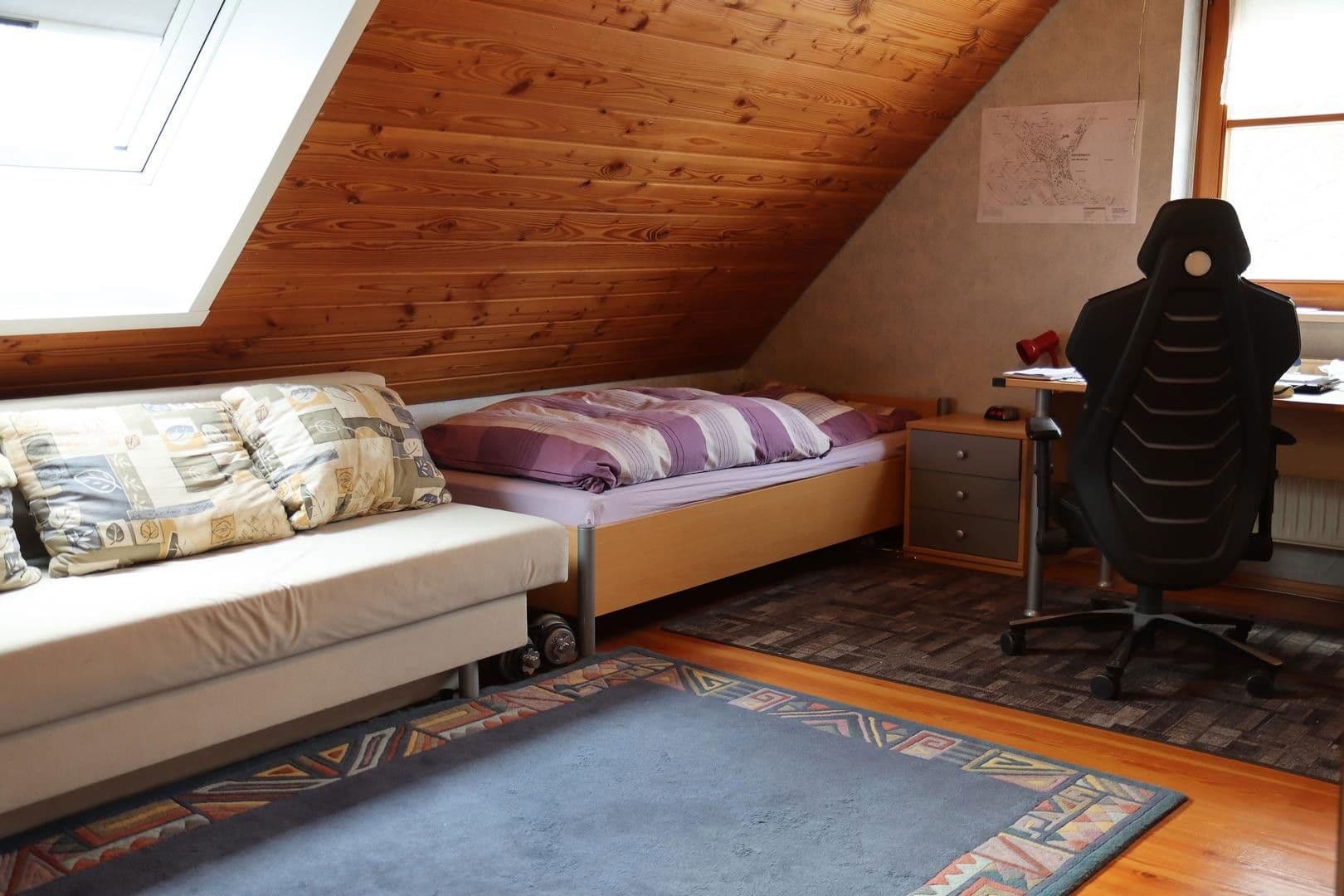 Predaj domu 210 m², pozemek 1.295 m², Reichenbach am Heuberg, Bádensko-Wurttembersko Predaj domu 210 m², pozemek 1.295 m², Reichenbach am Heuberg, Bádensko-Wurttembersko