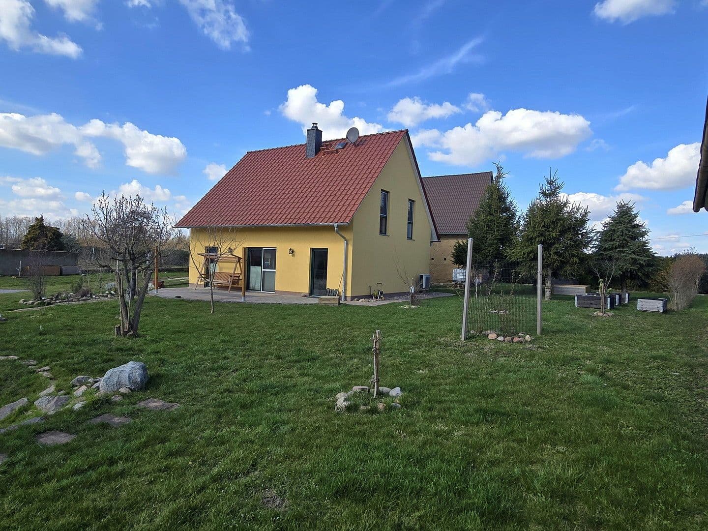 Predaj domu 122 m², pozemek 2.523 m², Wiedemar, Sasko Predaj domu 122 m², pozemek 2.523 m², Wiedemar, Sasko