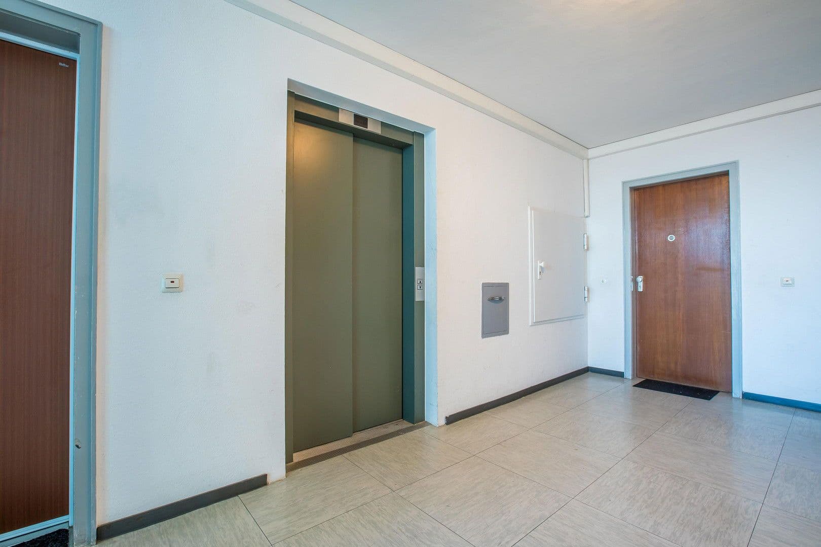 Predaj bytu 4-izbový 115 m², Karlsruhe, Bádensko-Wurttembersko Predaj bytu 4-izbový 115 m², Karlsruhe, Bádensko-Wurttembersko