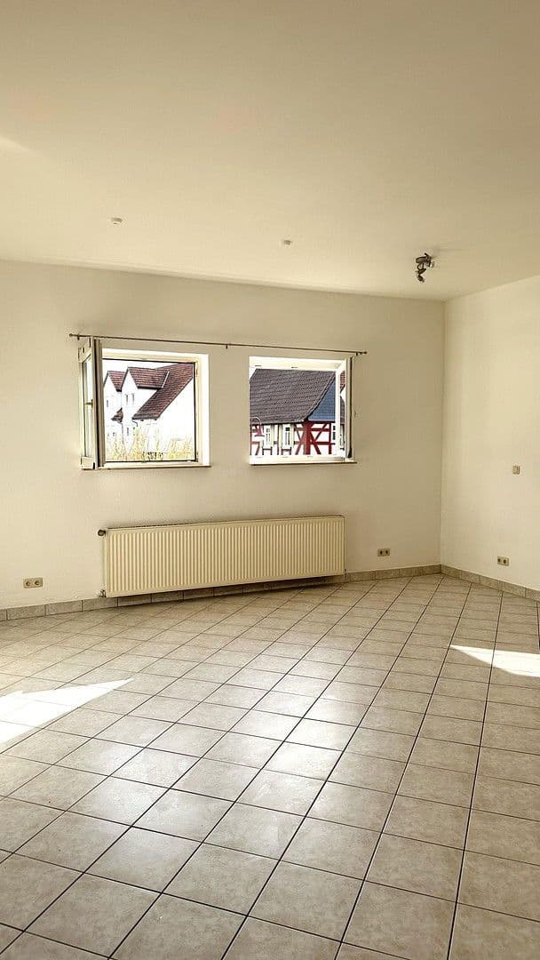 Prenájom bytu 1-izbový 50 m², Falltorstr. 2, Bruchköbel, Hesensko Prenájom bytu 1-izbový 50 m², Falltorstr. 2, Bruchköbel, Hesensko