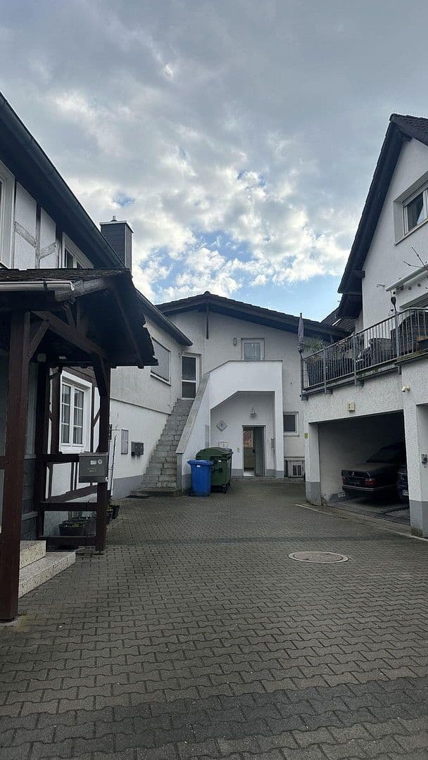 Prenájom bytu 1-izbový 50 m², Falltorstr. 2, Bruchköbel, Hesensko Prenájom bytu 1-izbový 50 m², Falltorstr. 2, Bruchköbel, Hesensko