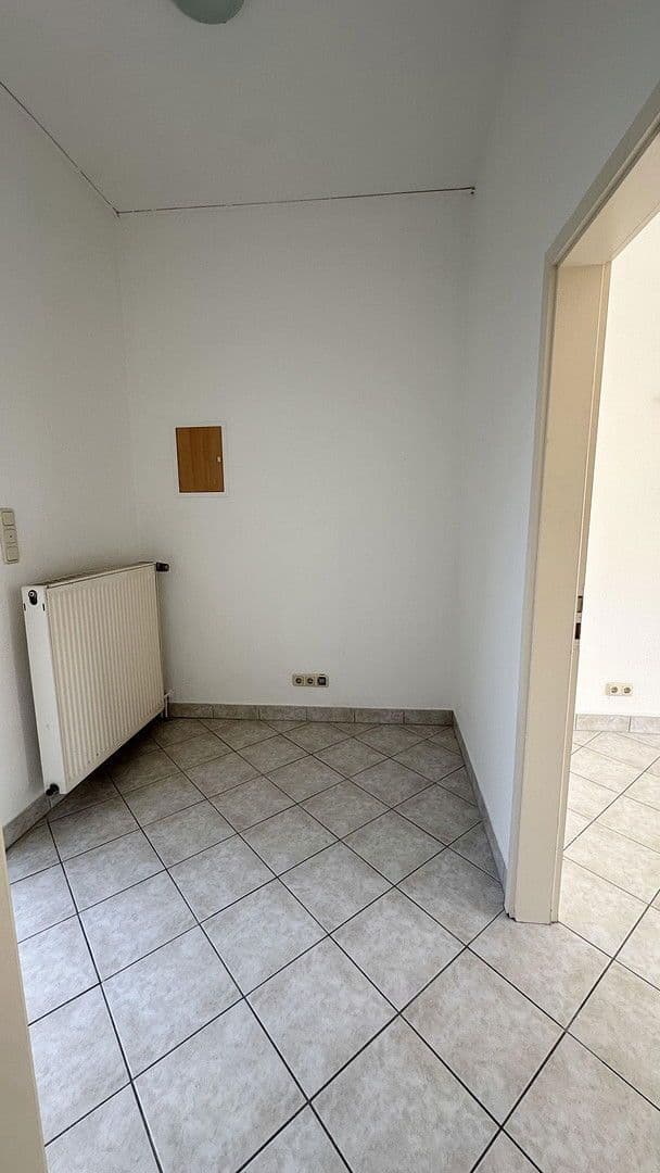 Prenájom bytu 1-izbový 50 m², Falltorstr. 2, Bruchköbel, Hesensko Prenájom bytu 1-izbový 50 m², Falltorstr. 2, Bruchköbel, Hesensko