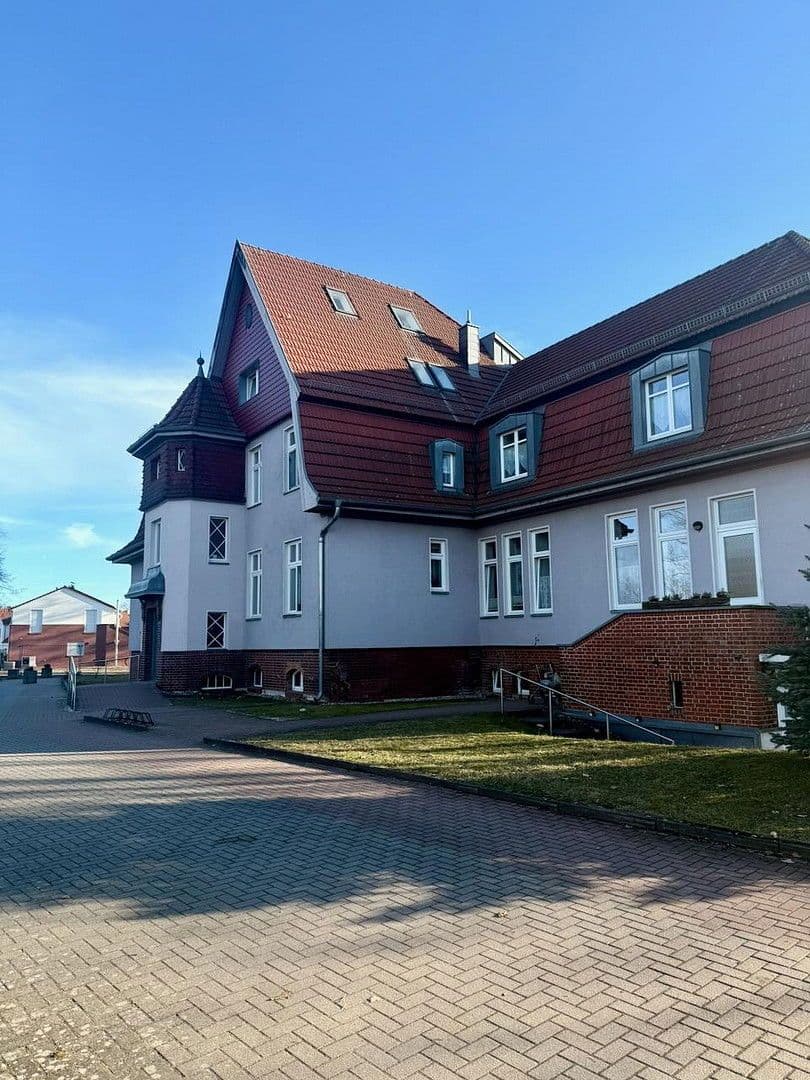 Prenájom bytu 2-izbový 77 m², Heinrich-Heine-Straße 48, Storkow (Mark), Brandenbursko Prenájom bytu 2-izbový 77 m², Heinrich-Heine-Straße 48, Storkow (Mark), Brandenbursko
