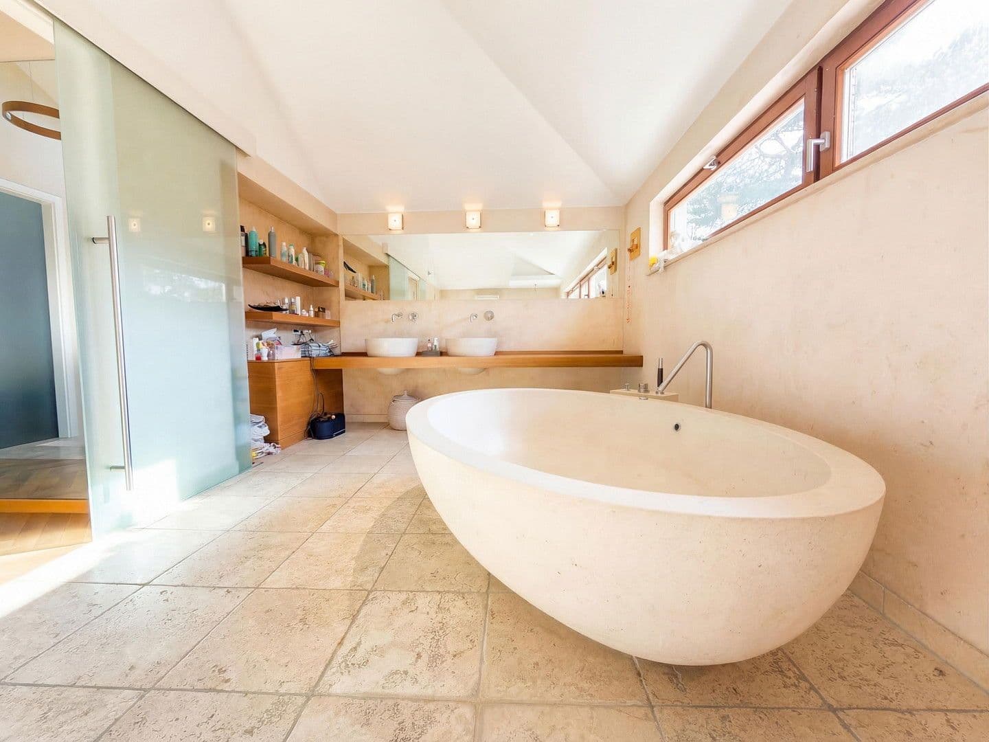 Predaj domu 233 m², pozemek 920 m², Berlin, Berlín Predaj domu 233 m², pozemek 920 m², Berlin, Berlín