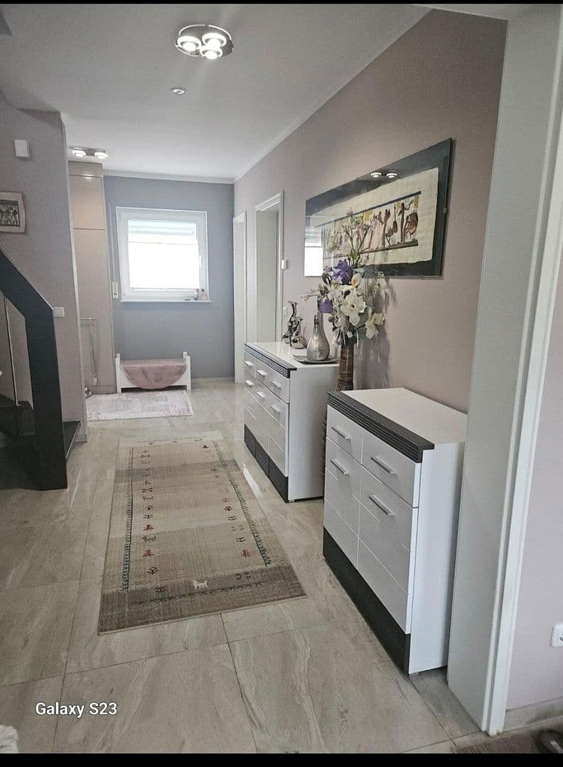 Prenájom domu 140 m², pozemek 400 m², Berlin, Berlín Prenájom domu 140 m², pozemek 400 m², Berlin, Berlín