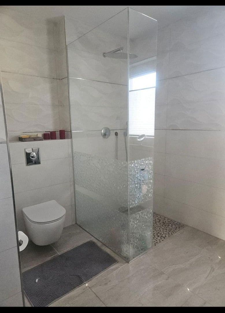 Prenájom domu 140 m², pozemek 400 m², Berlin, Berlín Prenájom domu 140 m², pozemek 400 m², Berlin, Berlín