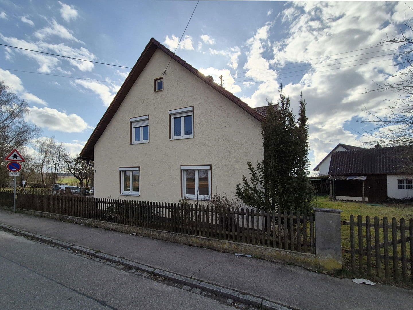 Predaj domu 165 m², pozemek 690 m², Horgau, Bavorsko Predaj domu 165 m², pozemek 690 m², Horgau, Bavorsko
