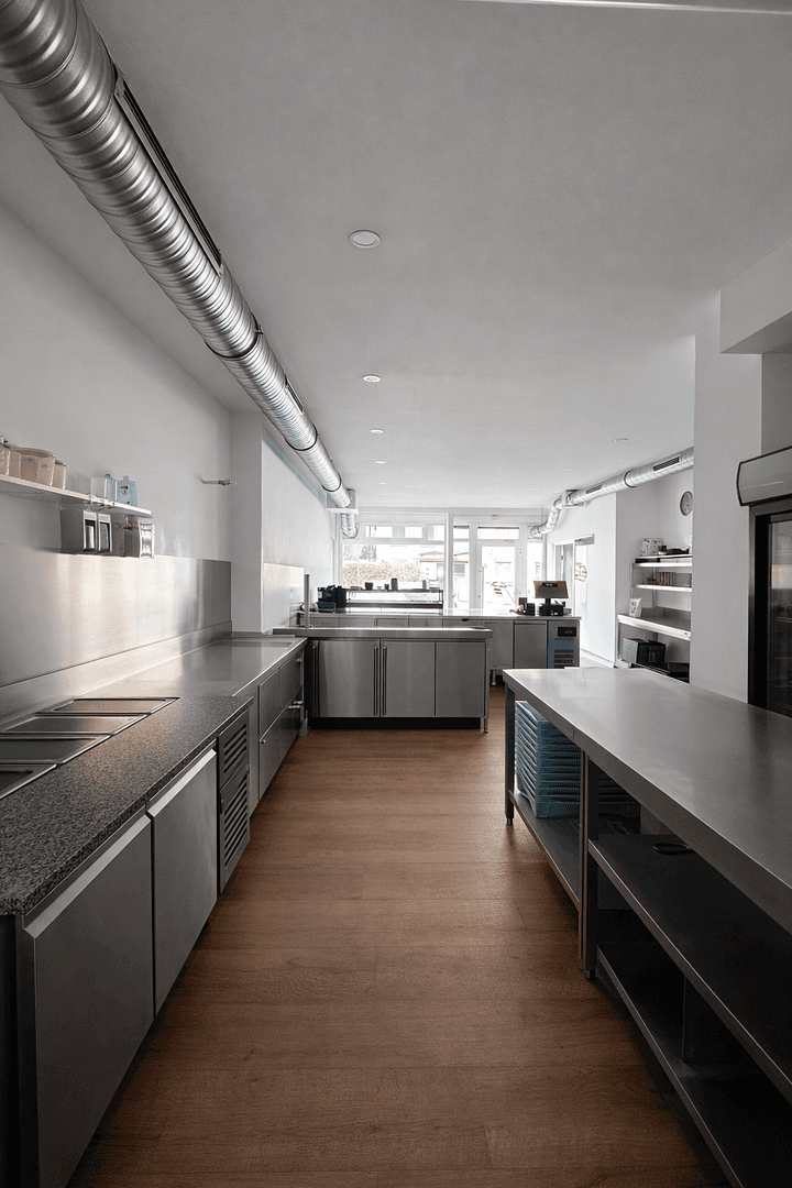 Prenájom nebytového priestoru 155 m², Frankfurt am Main, Hesensko Prenájom nebytového priestoru 155 m², Frankfurt am Main, Hesensko